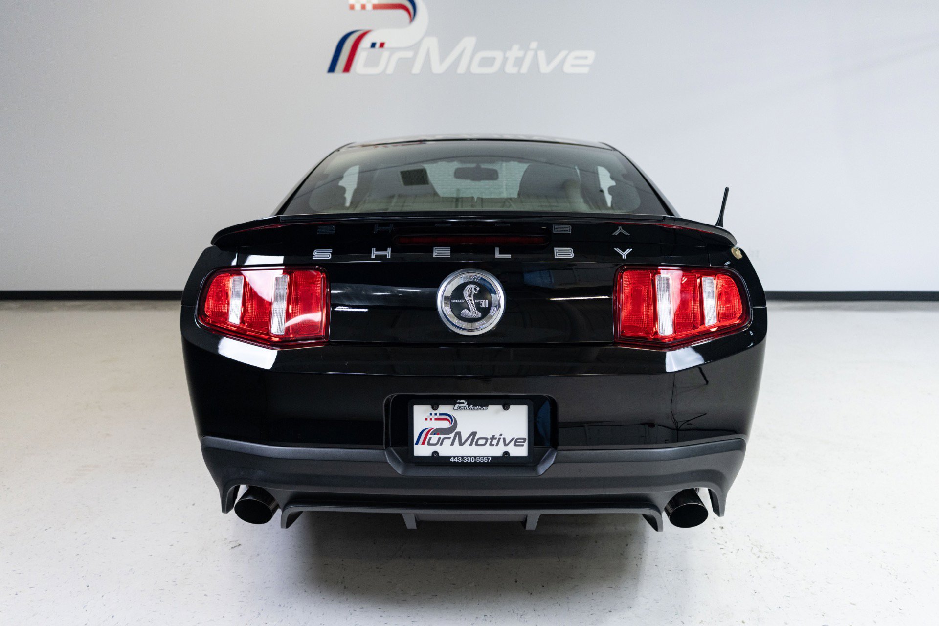 Used 2012 Ford Mustang Shelby GT500 w/ SVT Performance Pkg RWD image 9