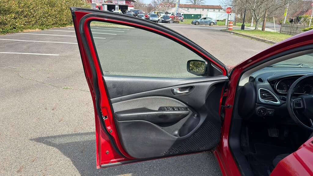 Used 2013 Dodge Dart SXT image 18