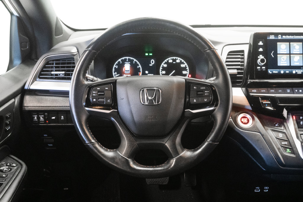 Used 2025 Honda Odyssey Sport-L image 17