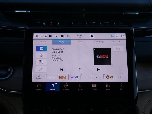 New 2025 Jeep Grand Cherokee L Summit image 24