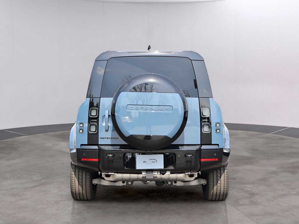 New 2026 Land Rover Defender 110 X-Dynamic SE image 6