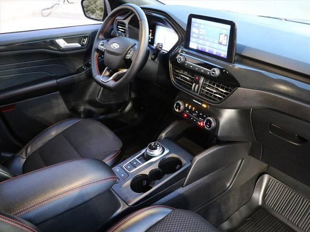 Used 2025 Ford Escape ST-Line Select image 11