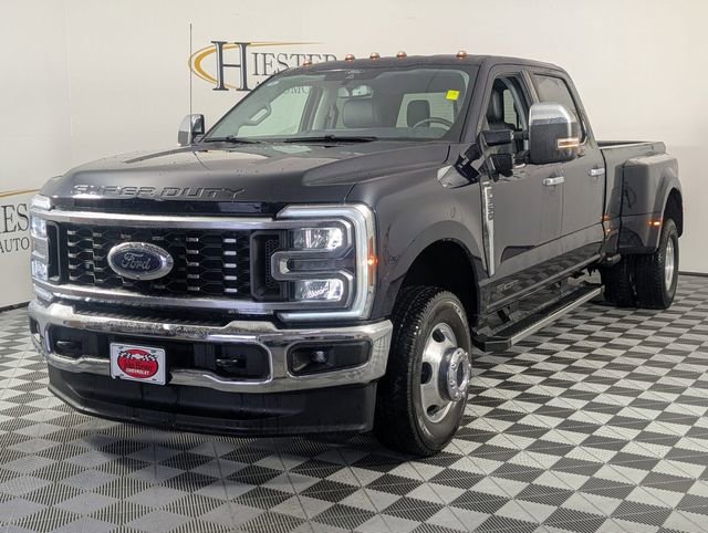 Used 2025 Ford F350 Lariat w/ Chrome Package AWD/4WD image 4