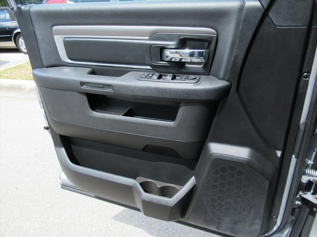 Used 2024 RAM 1500 Classic Warlock RWD image 18