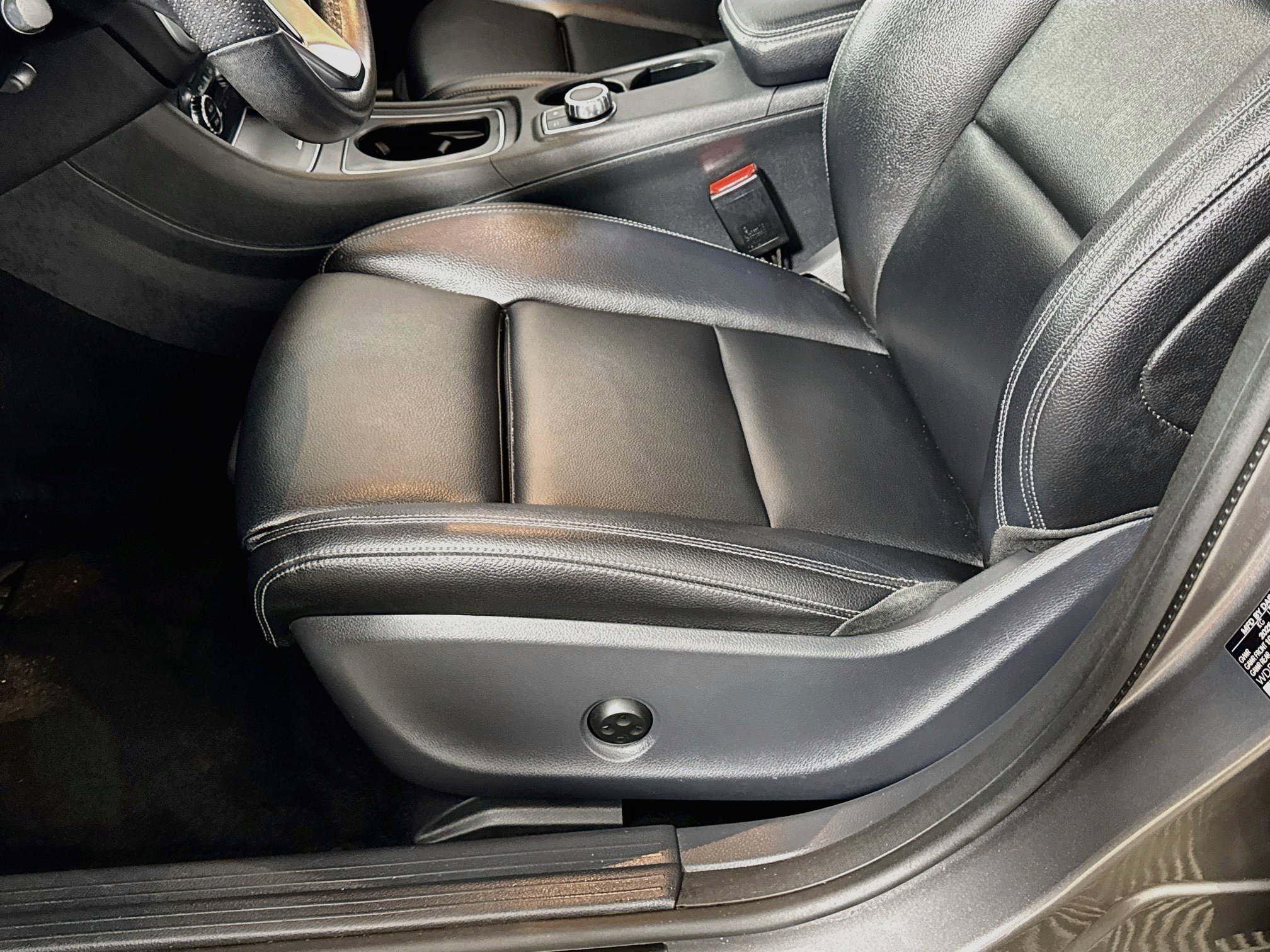 Used 2019 Mercedes-Benz CLA 250 4MATIC image 21