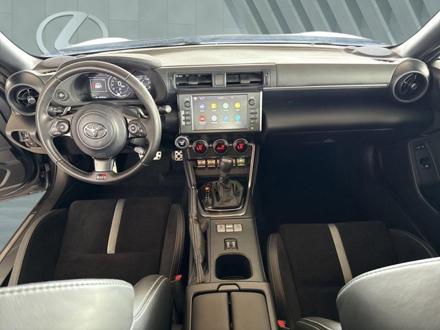 Used 2023 Toyota GR86 Premium image 12