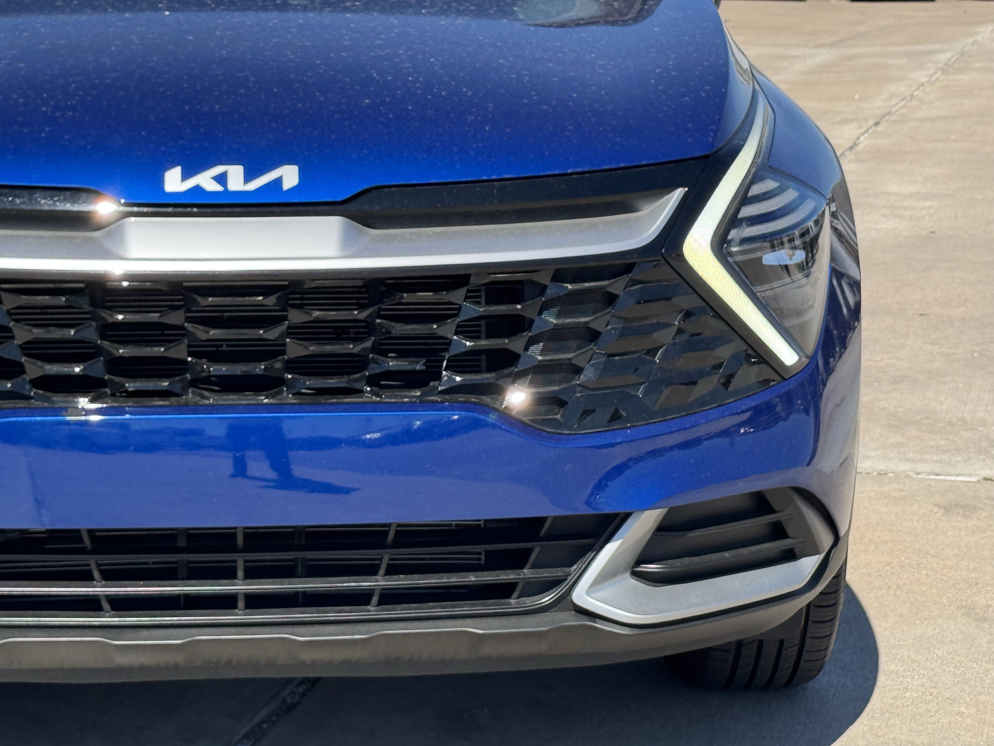 Used 2024 Kia Sportage EX image 5