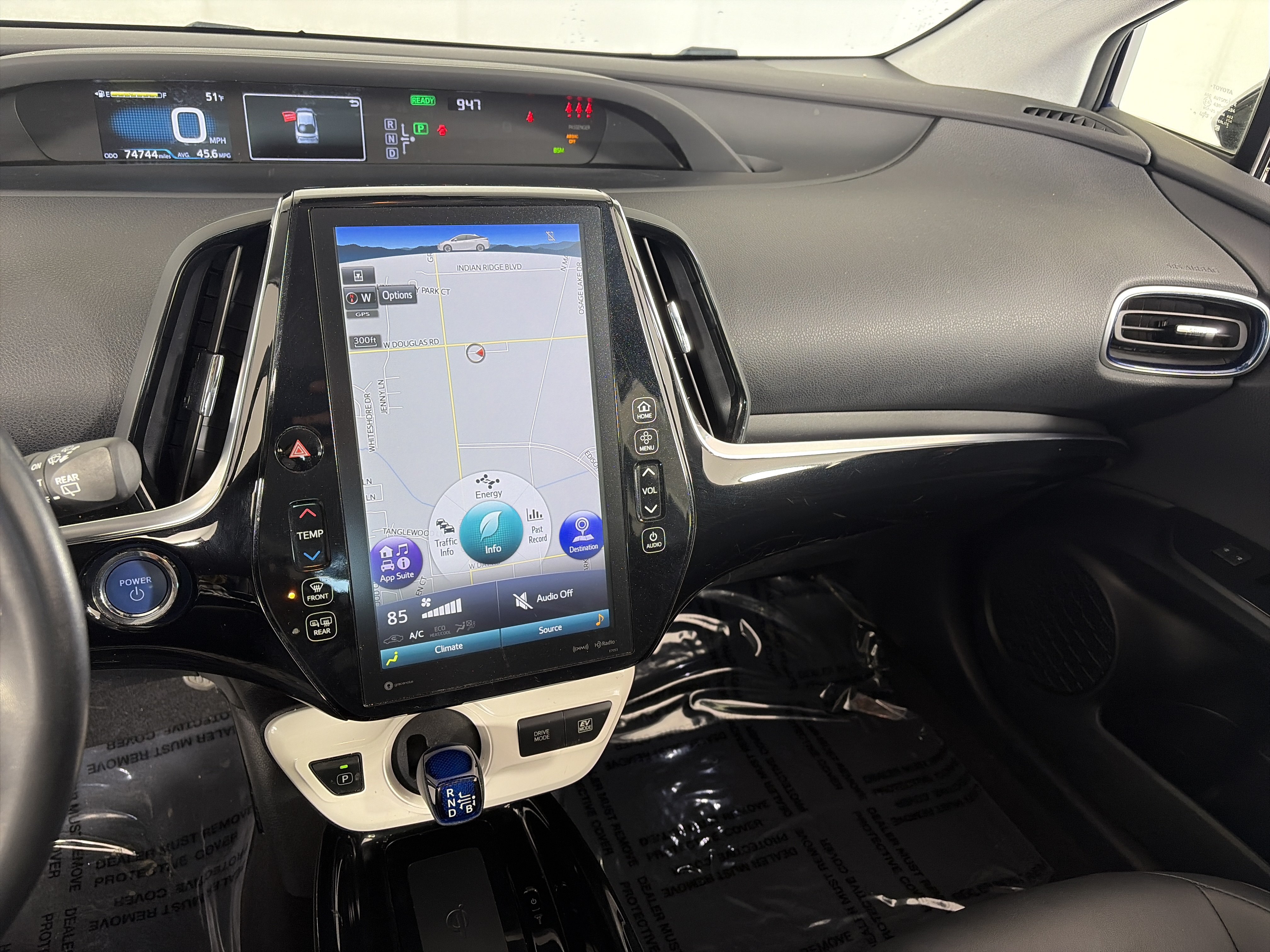 Used 2018 Toyota Prius Four Touring FWD image 4