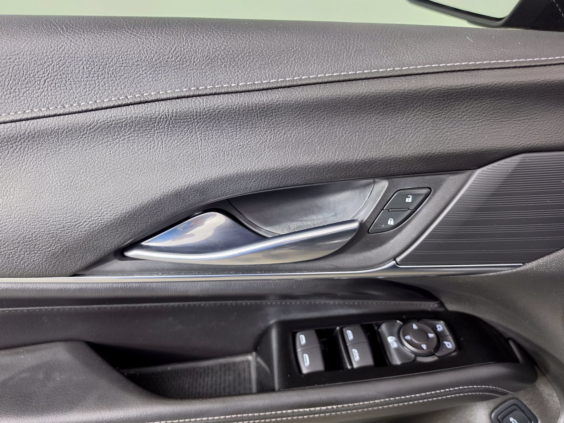 Used 2023 Cadillac CT4 Luxury RWD image 20