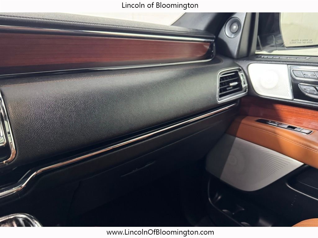 Used 2021 Lincoln Navigator L Reserve w/ Luxury Package image 48