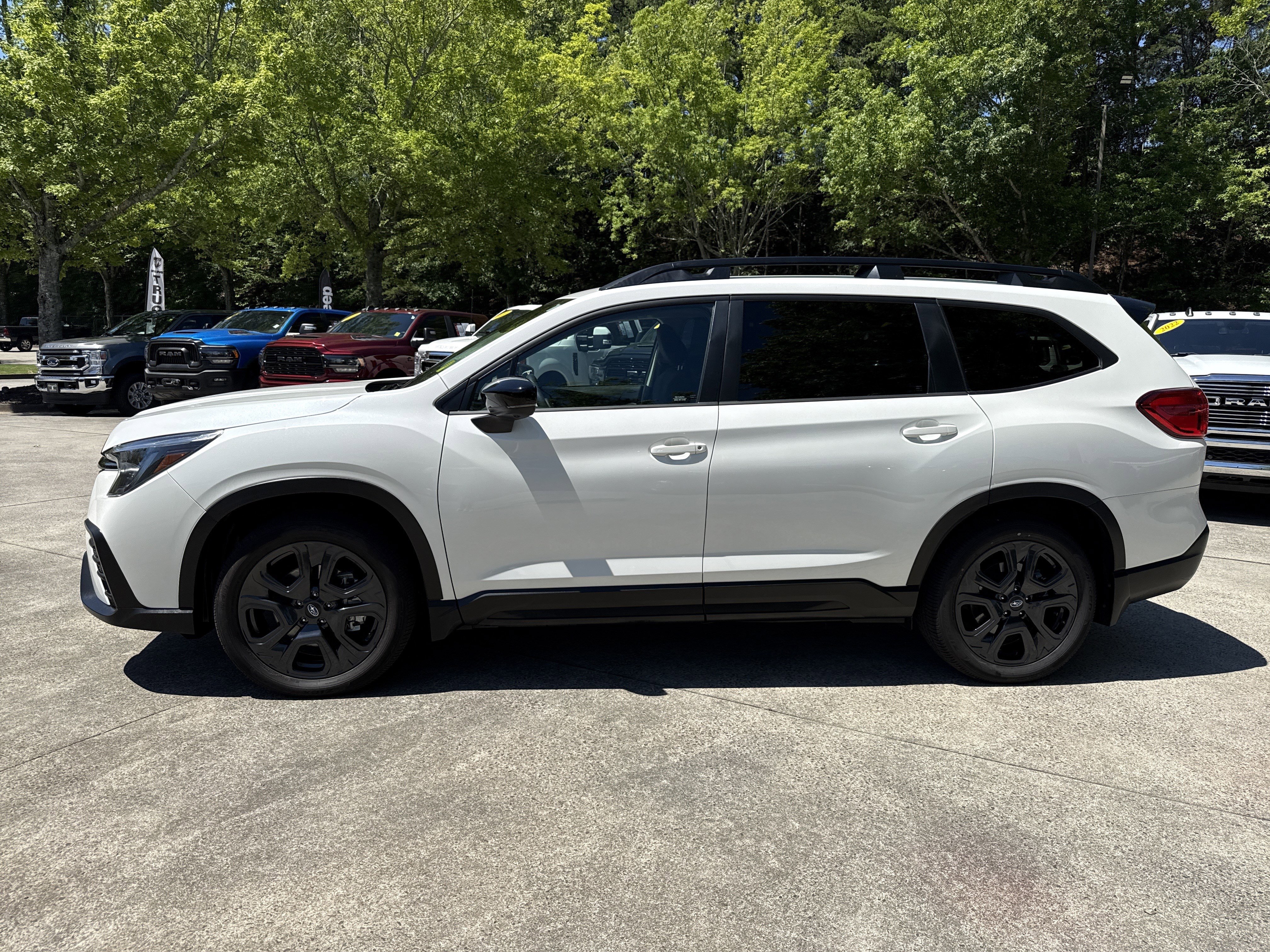 Used 2024 Subaru Ascent Onyx Edition Limited AWD/4WD image 4