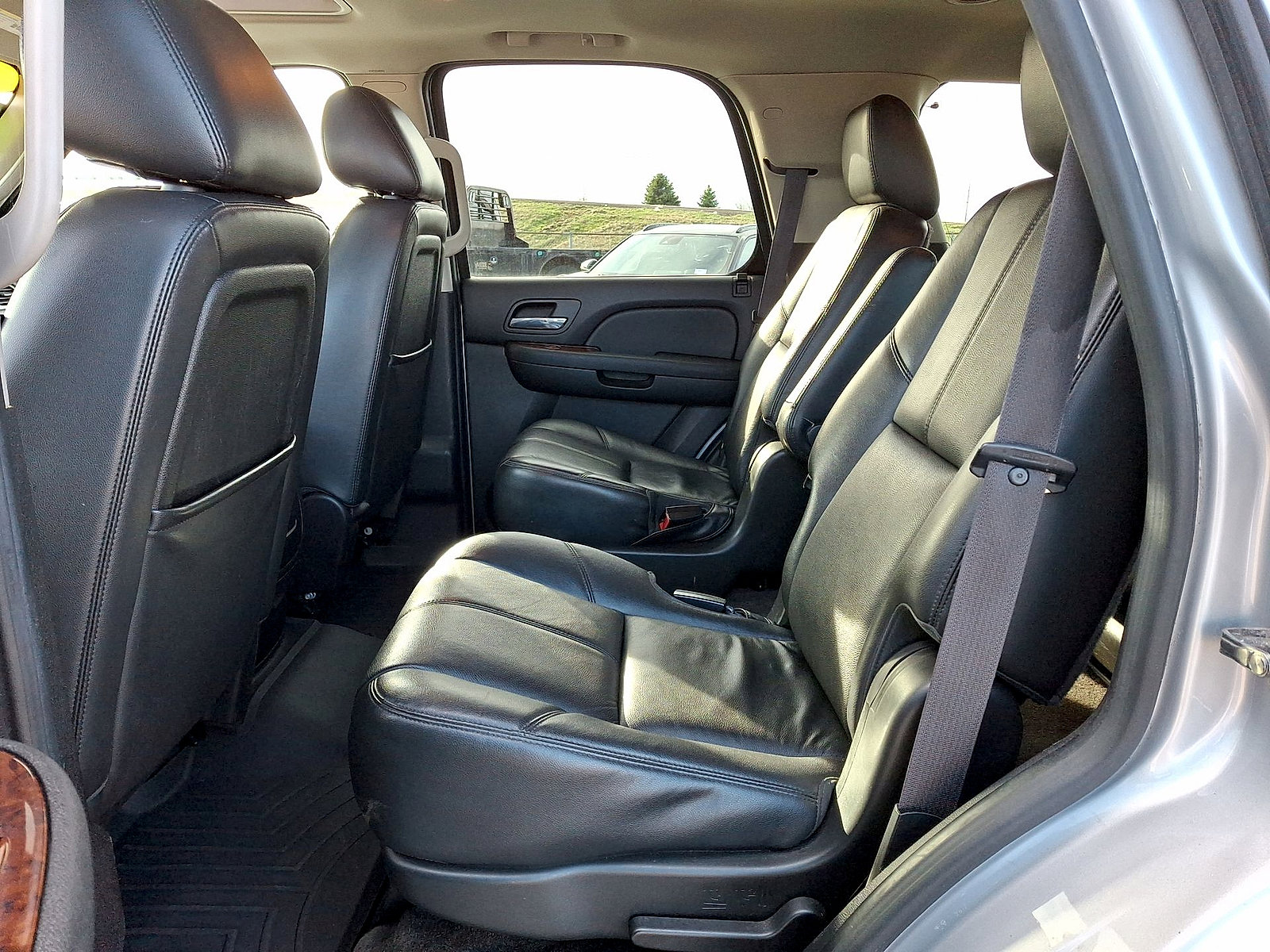 Used 2012 GMC Yukon SLT w/ Regional Value Package AWD/4WD image 19