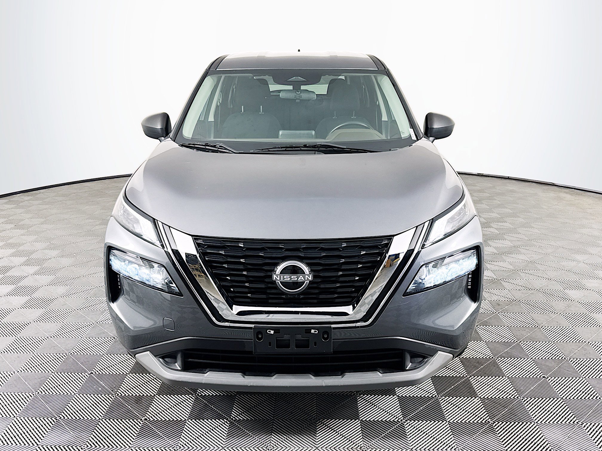 Used 2023 Nissan Rogue S video 2