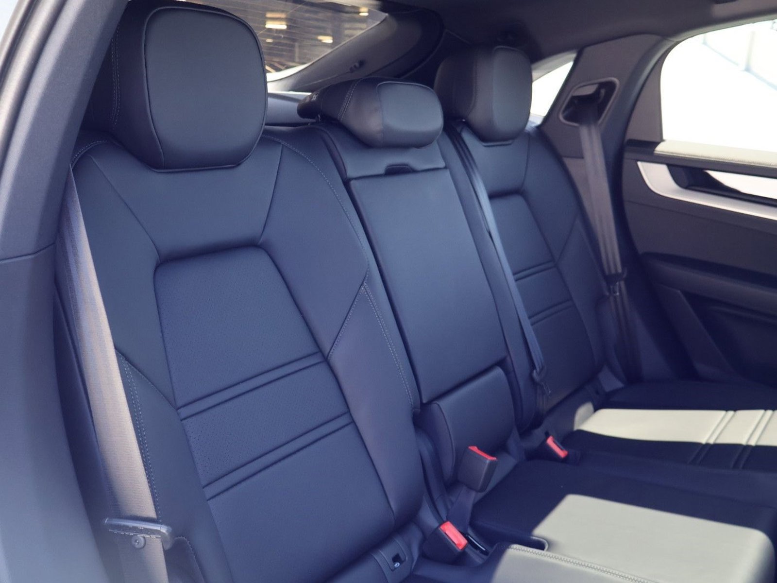 New 2026 Porsche Cayenne S AWD/4WD image 23
