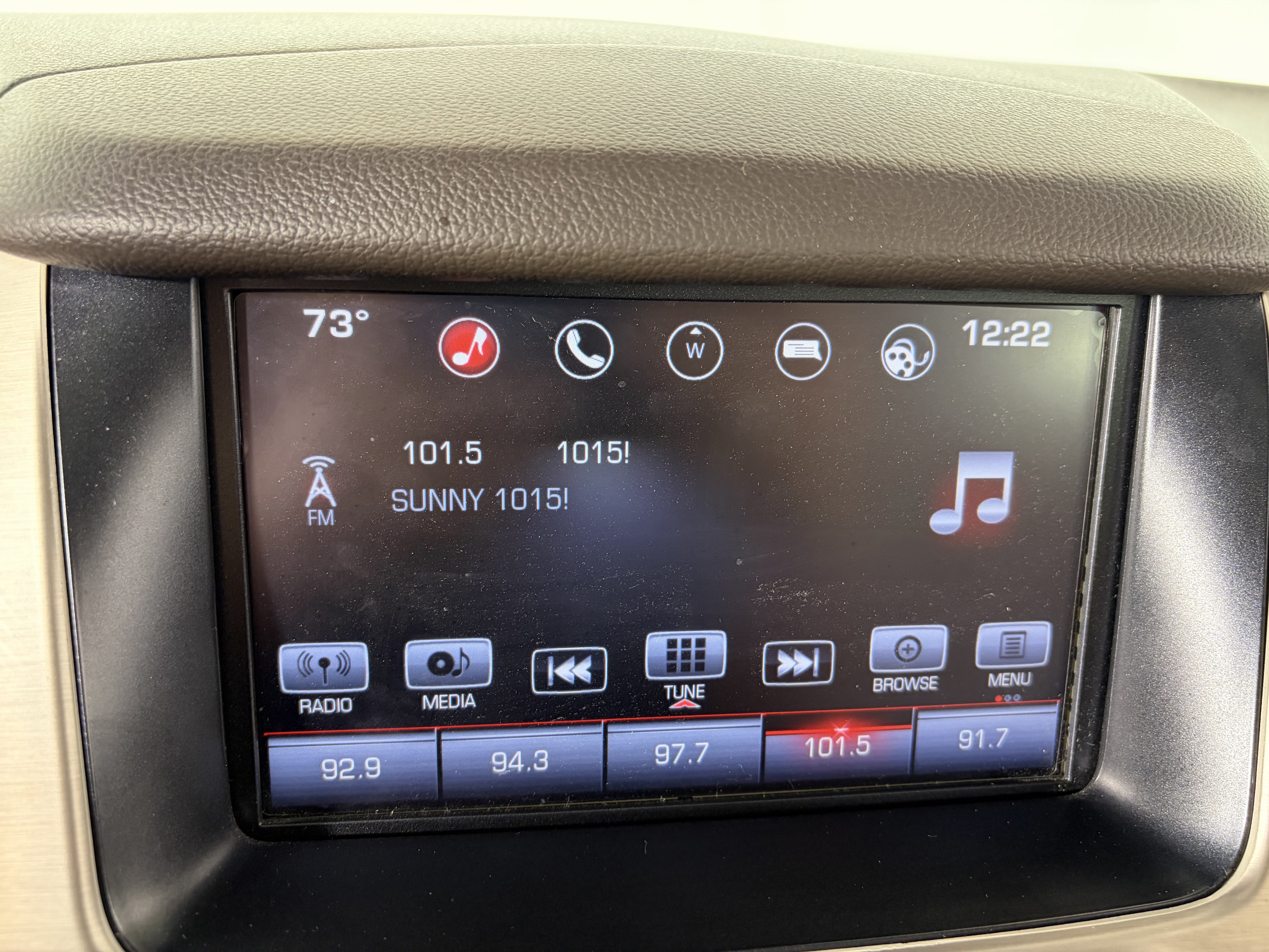 Used 2016 GMC Yukon Denali w/ Open Road Package AWD/4WD image 24