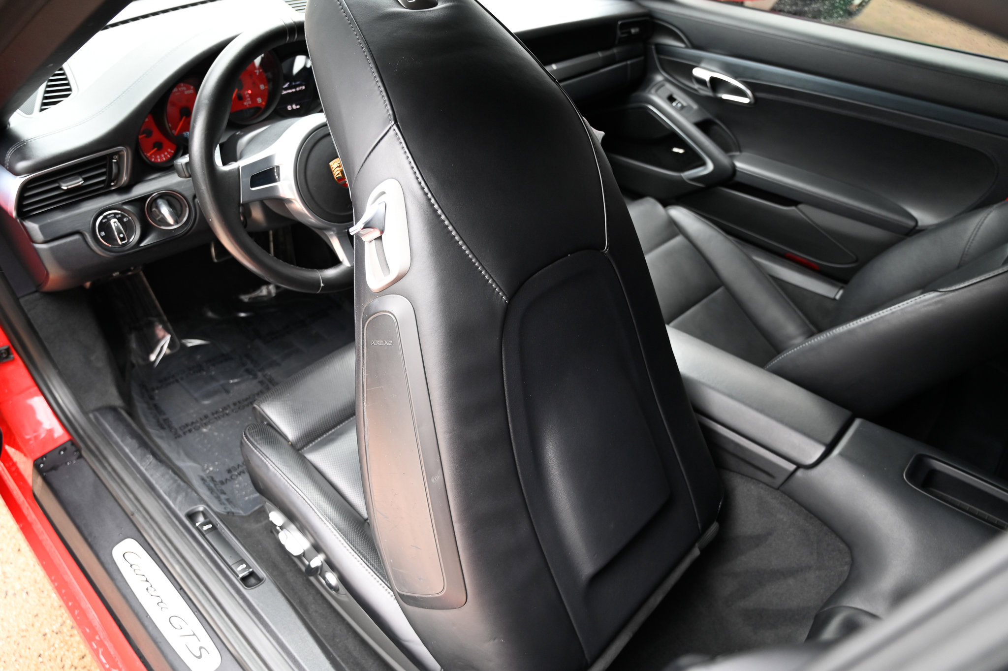 Used 2016 Porsche 911 Carrera GTS RWD image 24
