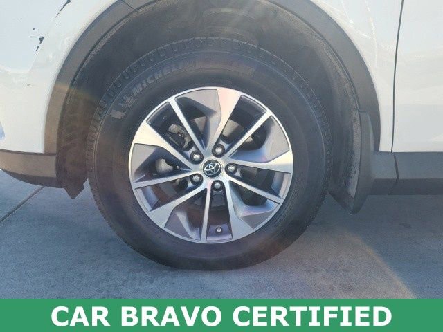 Used 2018 Toyota RAV4 XLE image 15