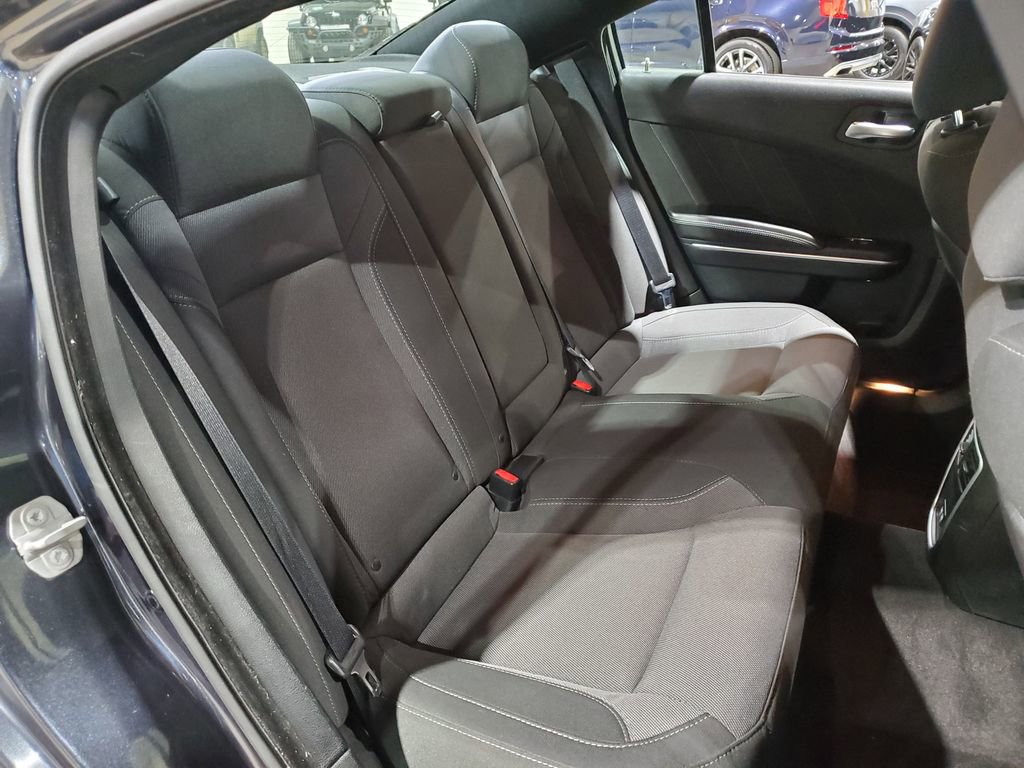 Used 2018 Dodge Charger R/T w/ Navigation & Travel Group image 19
