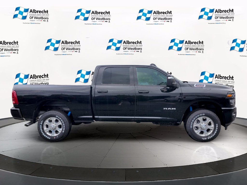 New 2026 RAM 2500 Big Horn AWD/4WD image 6
