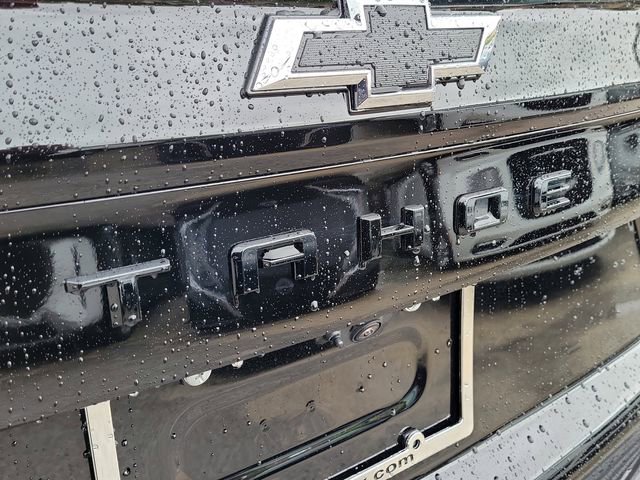 New 2026 Chevrolet Tahoe LS w/ LPO, Dark Essentials Package image 5