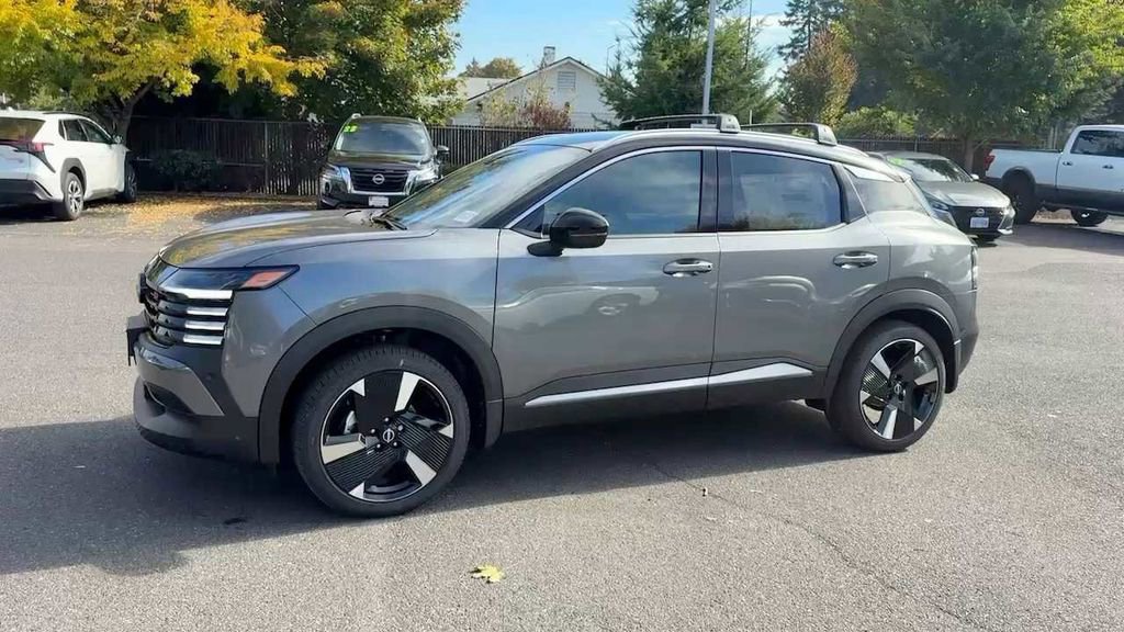 New 2026 Nissan Kicks SR w/ SR Premium Package AWD/4WD image 2