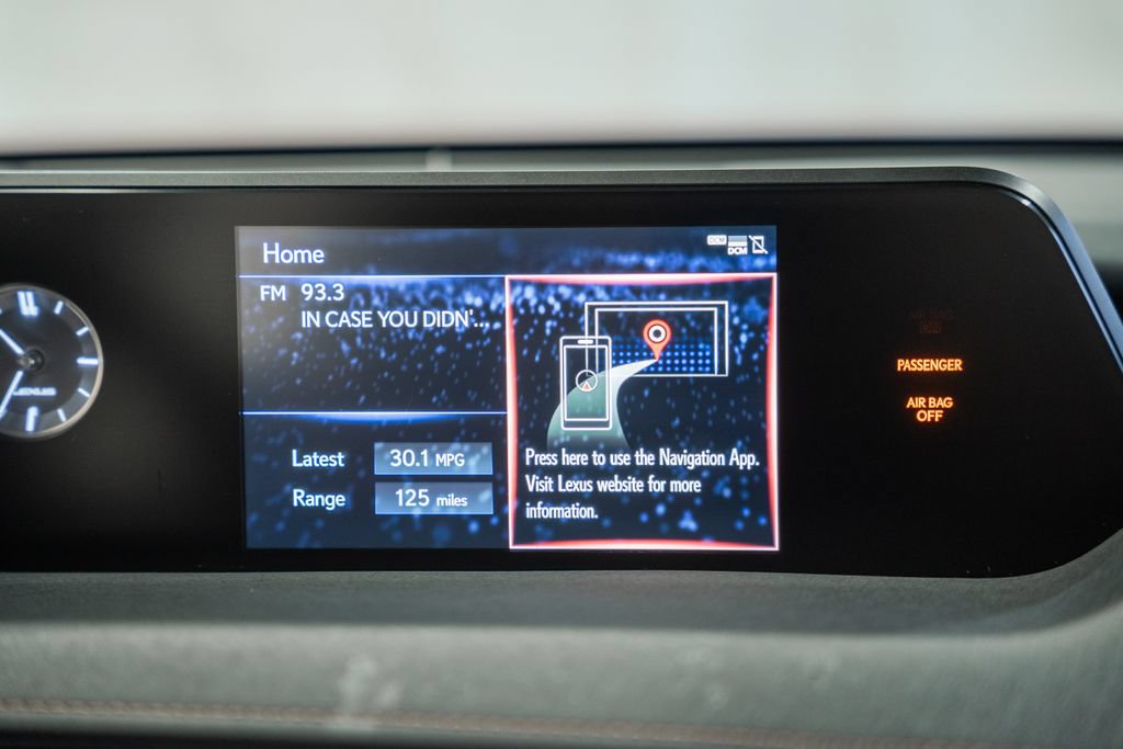 Used 2019 Lexus UX 200 w/ Premium Package FWD image 20