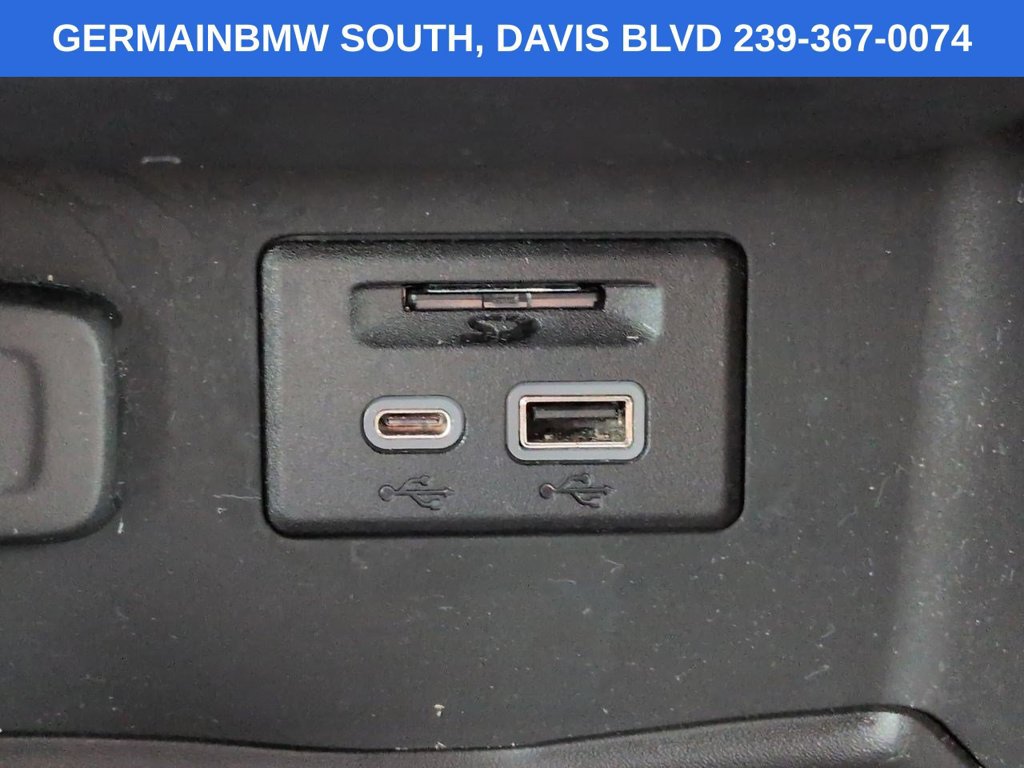 Used 2023 GMC Acadia SLT w/ Elevation Edition FWD image 24