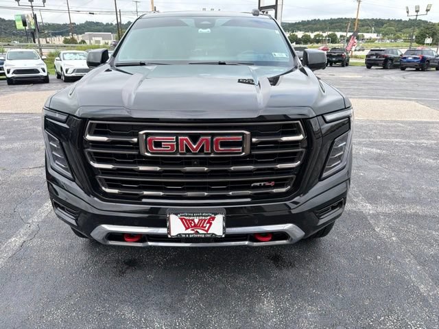 Used 2025 GMC Yukon XL AT4 Ultimate AWD/4WD image 2