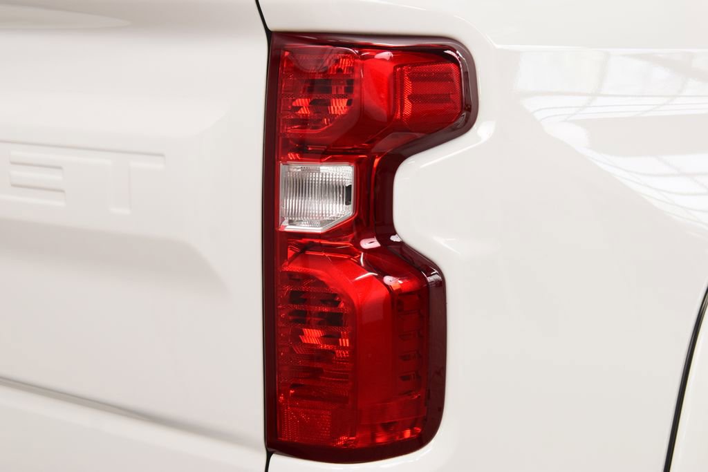 Used 2020 Chevrolet Silverado 1500 LT w/ All-Star Edition image 18