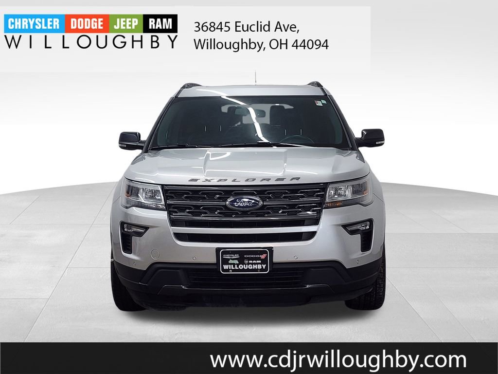 Used 2018 Ford Explorer XLT w/ Equipment Group 202A image 2