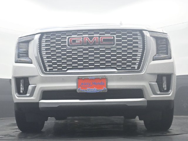Used 2024 GMC Yukon Denali RWD image 28