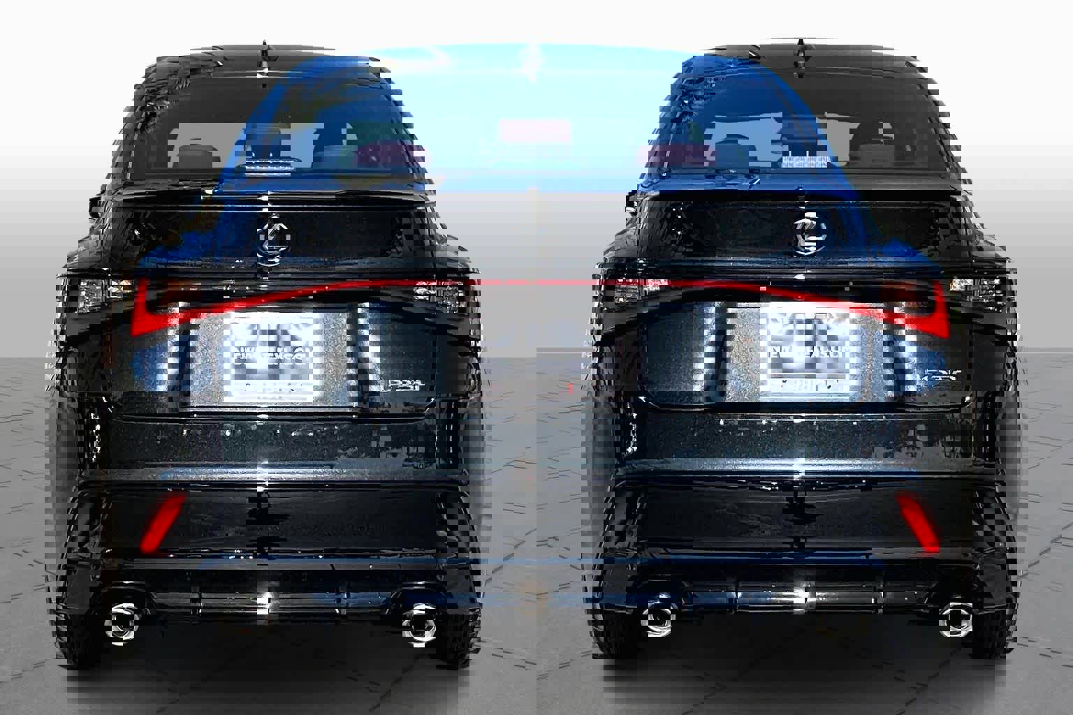 Used 2024 Lexus IS 350 F Sport image 4