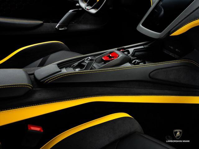 Used 2024 Lamborghini Revuelto AWD/4WD image 49