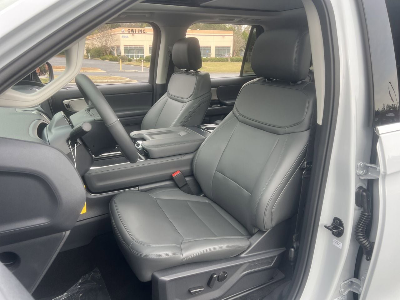 New 2026 Ford Expedition Max Active RWD image 14