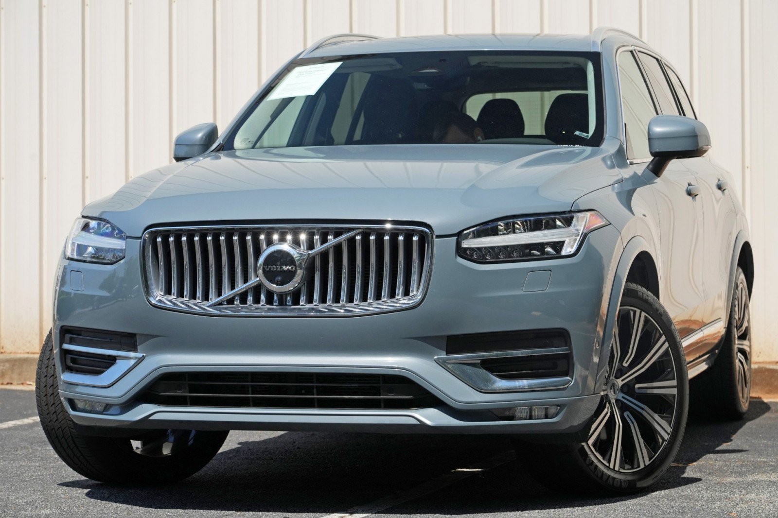 Used 2023 Volvo XC90 B6 Plus w/ Protection Package Premier AWD/4WD image 3