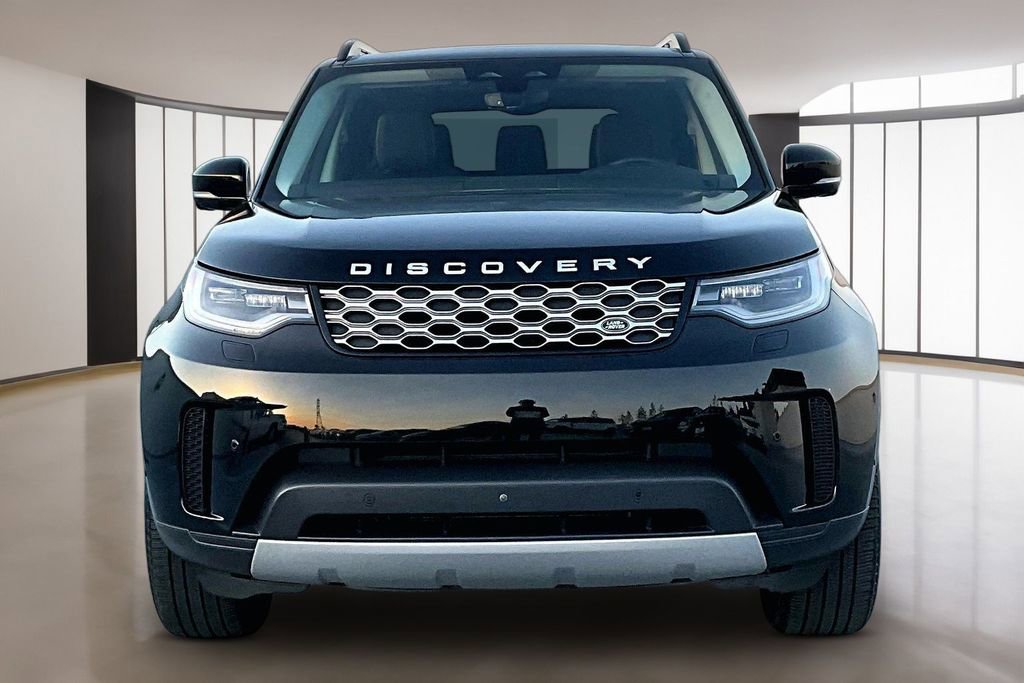 Certified 2023 Land Rover Discovery S AWD/4WD image 2
