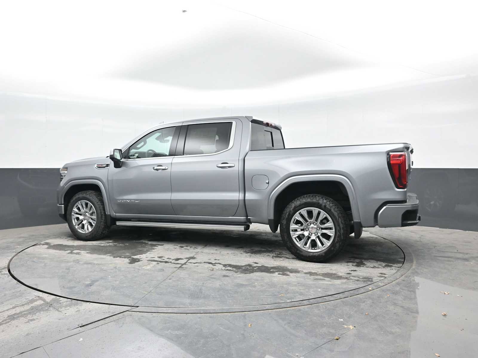 New 2026 GMC Sierra 1500 Denali w/ Technology Package image 3