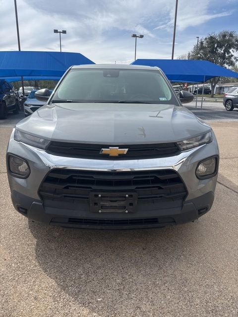 Used 2023 Chevrolet TrailBlazer LS image 2