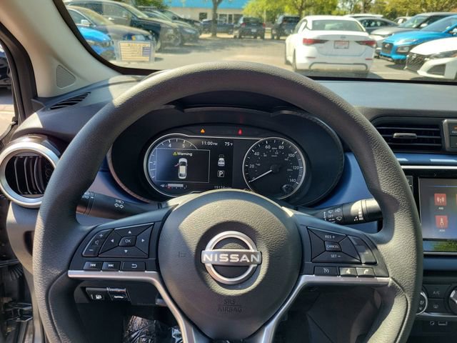 Used 2025 Nissan Versa SV FWD image 14