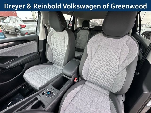 New 2026 Volkswagen Tiguan S image 25