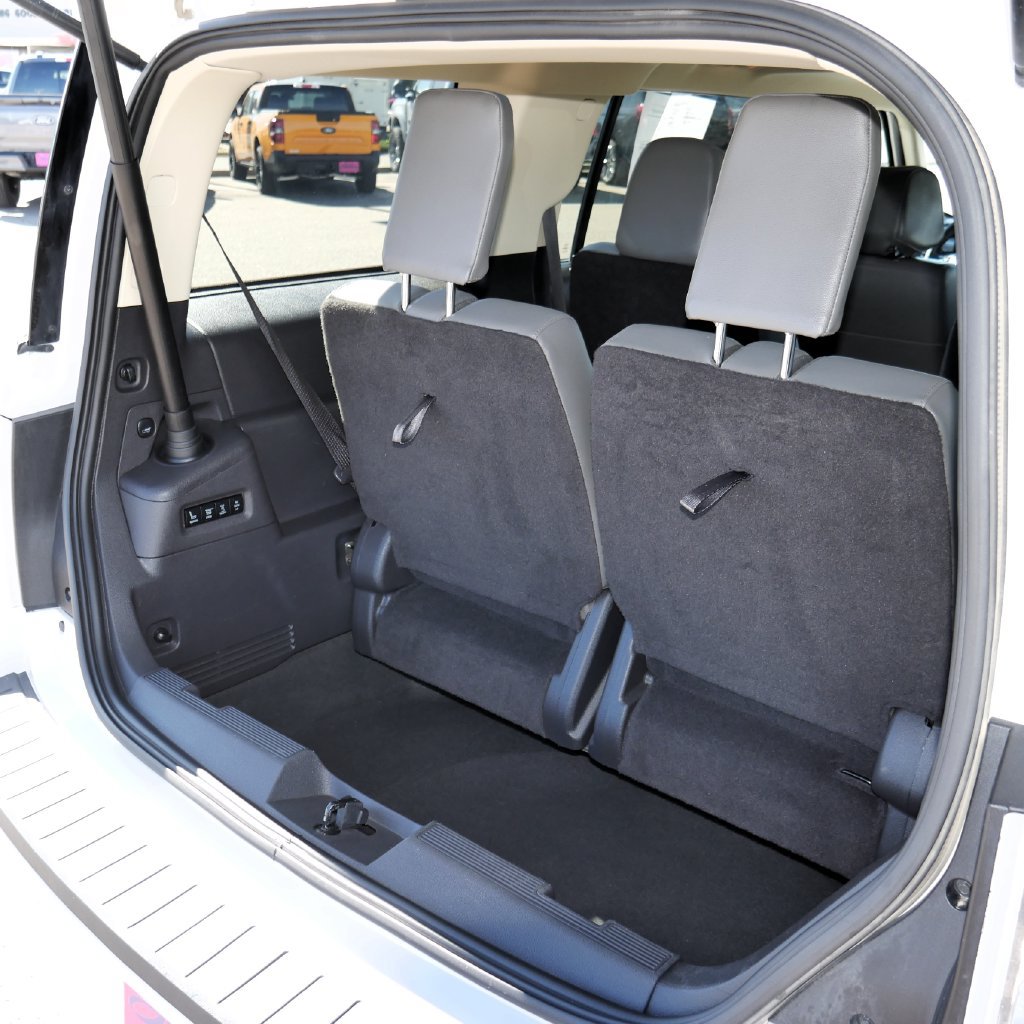 Used 2018 Ford Flex Limited w/ Equipment Group 303A AWD/4WD image 19