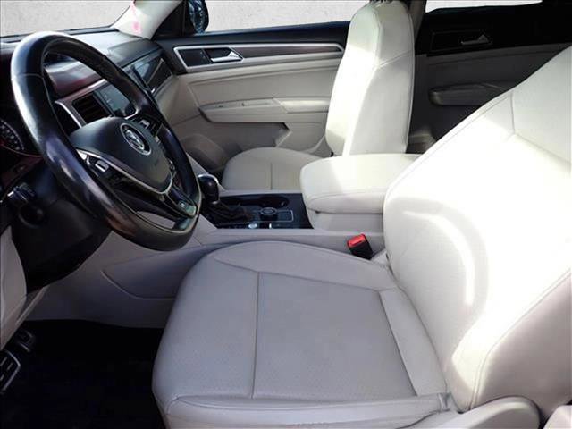 Used 2019 Volkswagen Atlas SE w/ Towing Package image 12