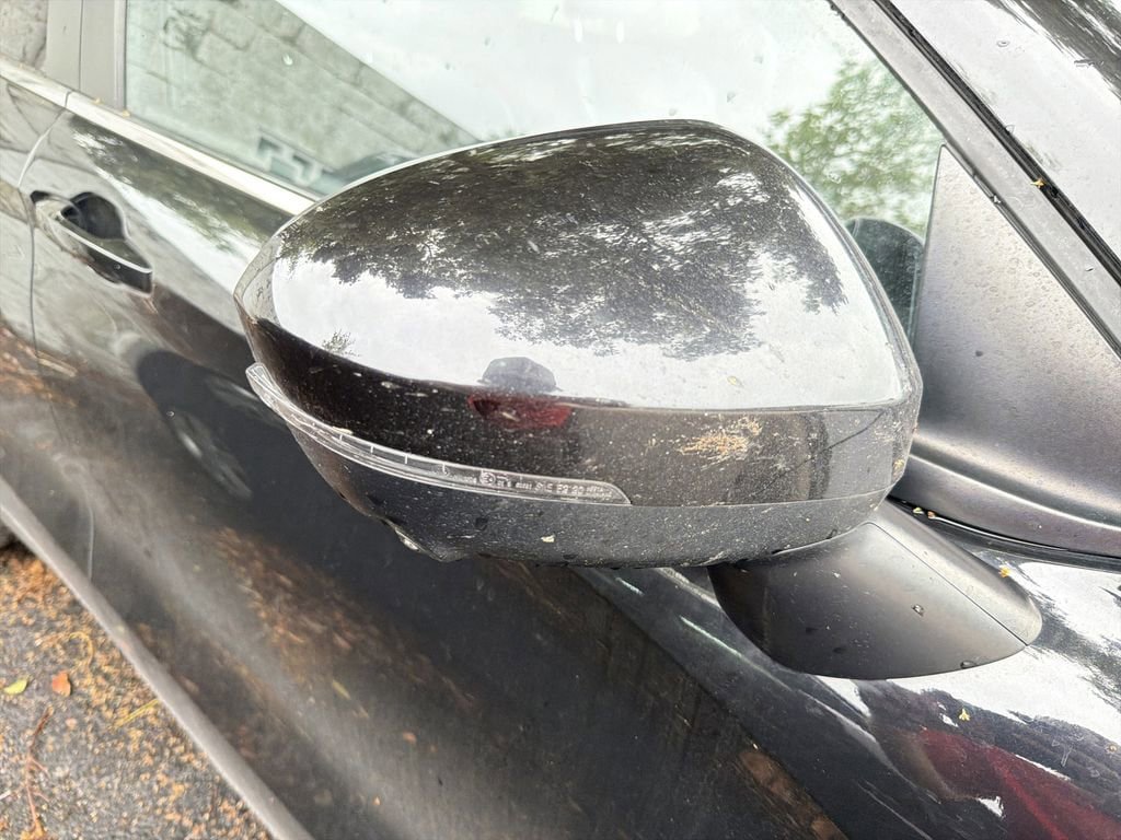 Used 2023 Mitsubishi Outlander SE image 9
