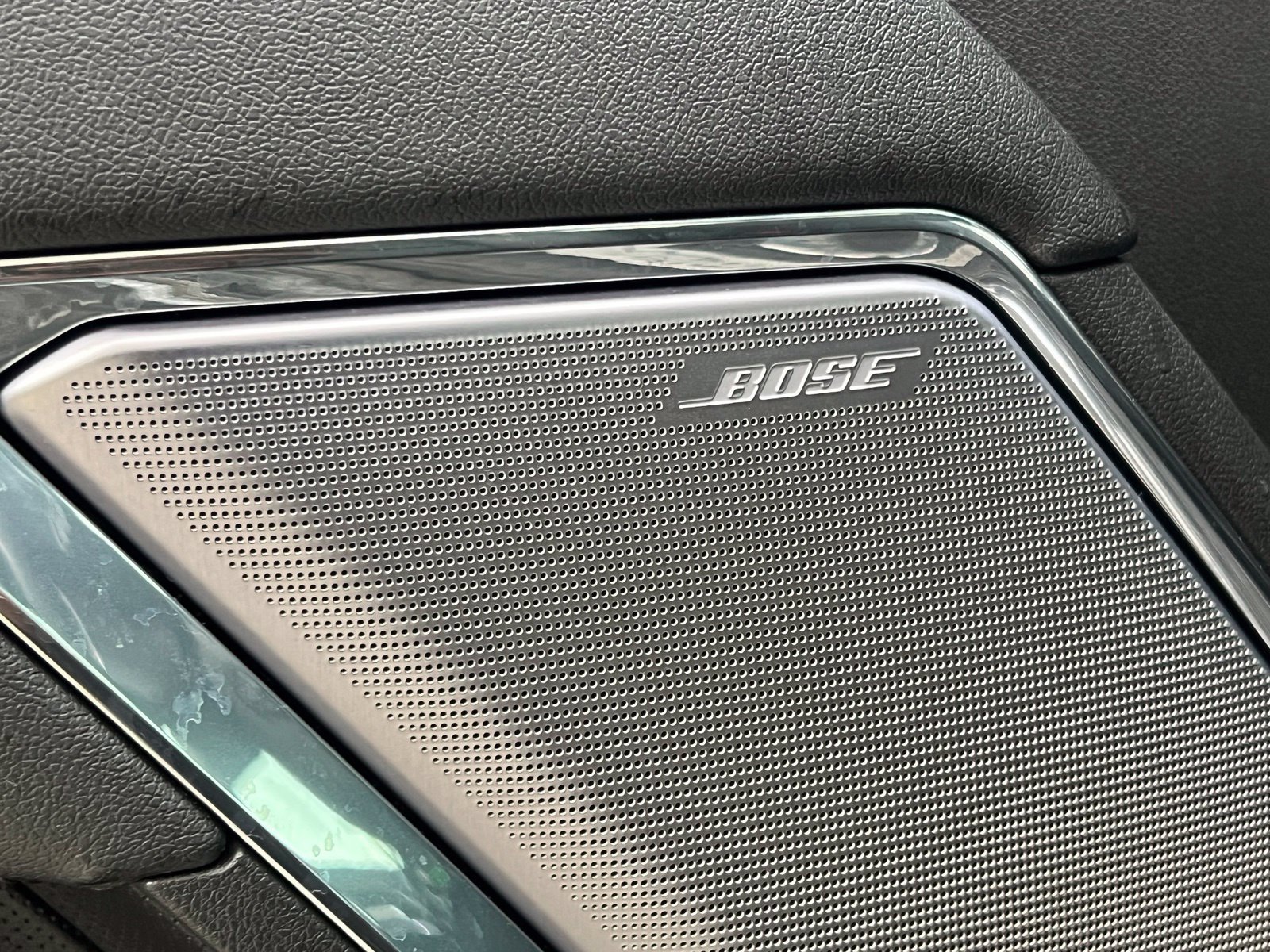 Used 2024 Chevrolet Silverado 1500 High Country w/ Technology Package RWD image 25