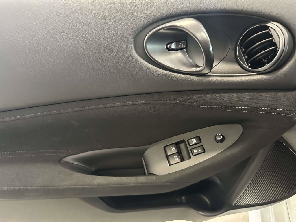 Used 2024 Nissan Z Sport w/ Floor Mat Package RWD image 14