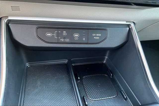 Used 2026 Kia Carnival EX FWD image 16