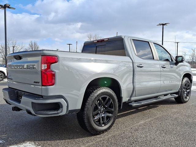Used 2024 Chevrolet Silverado 1500 RST w/ Convenience Package II AWD/4WD image 9