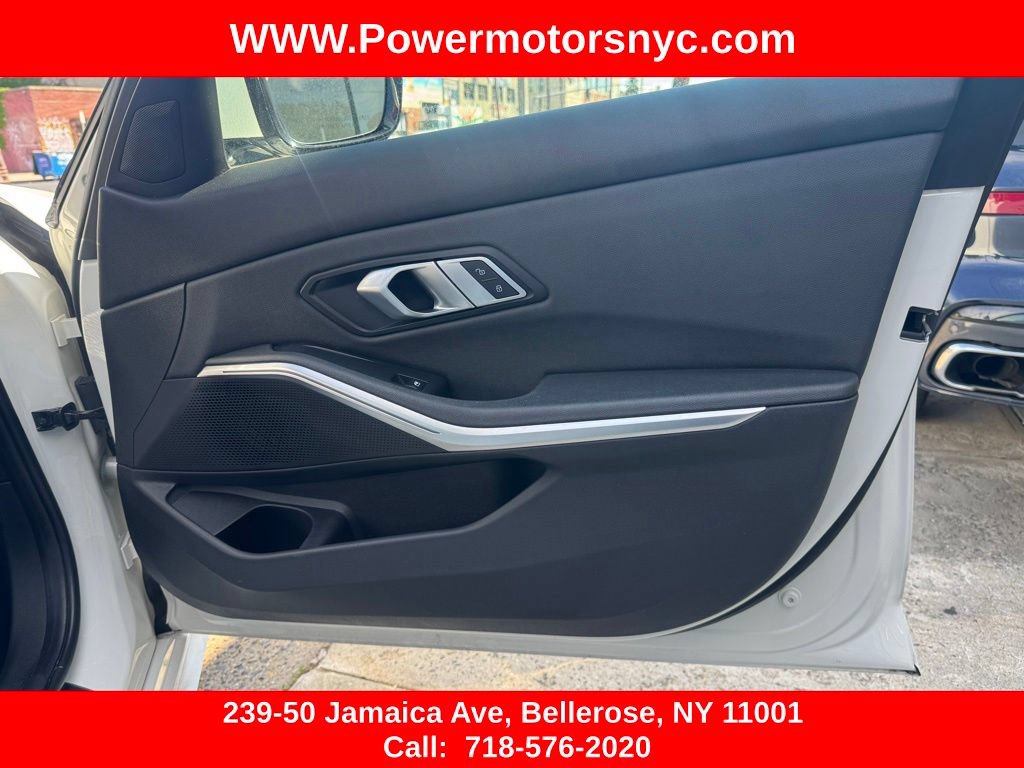 Used 2021 BMW 330i xDrive Sedan w/ Convenience Package AWD/4WD image 24