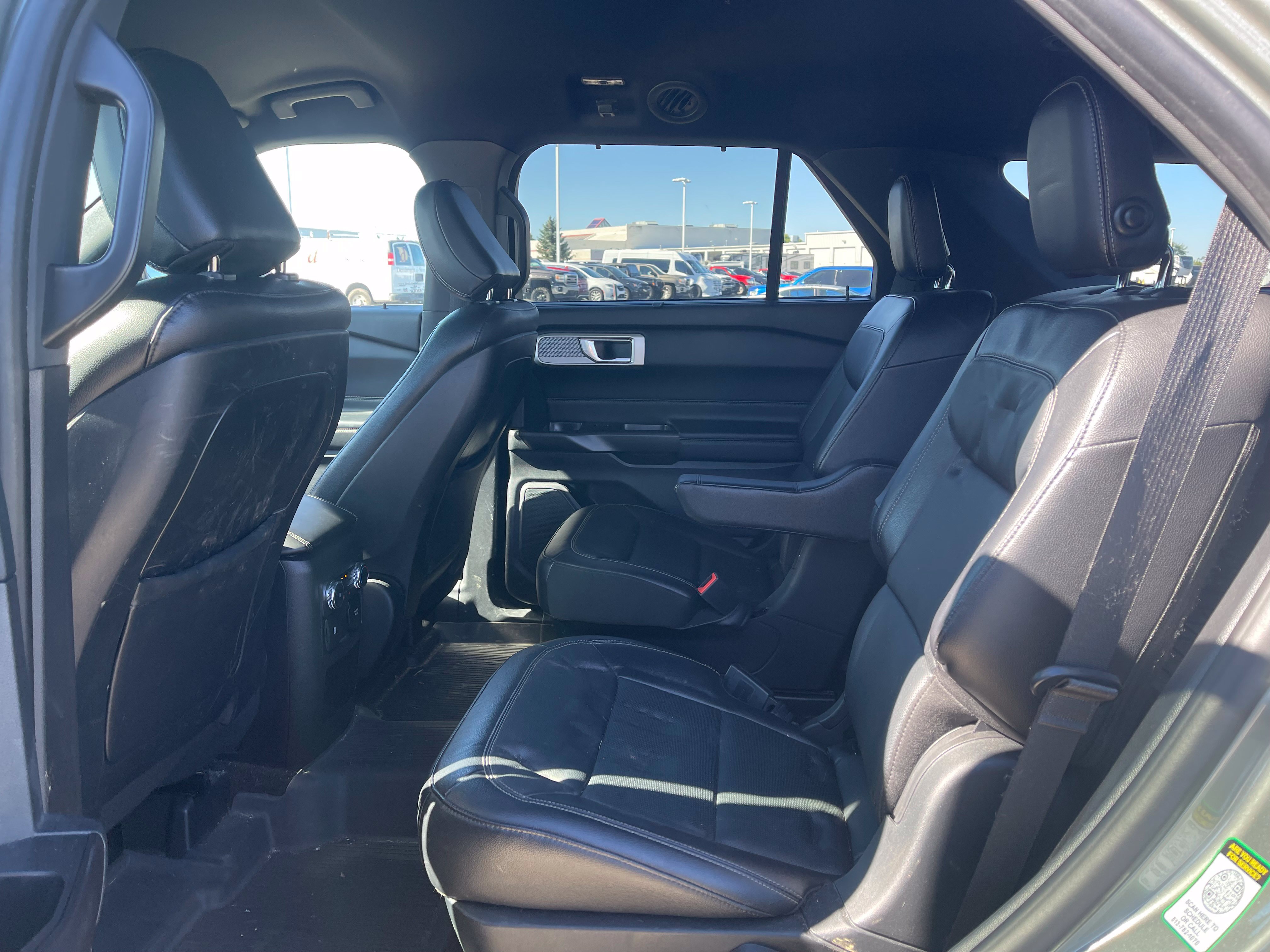Used 2020 Ford Explorer Limited w/ Class III Trailer Tow Package AWD/4WD image 14