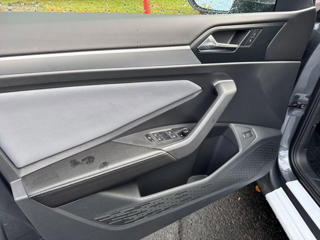 New 2025 Volkswagen Jetta SE image 5